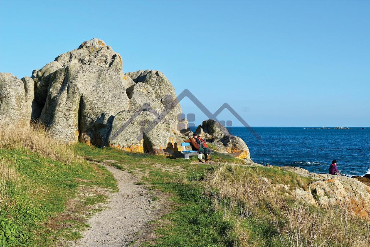 Localise - M3A La Maison Du Pecheur Au Guilvinec - Chambres Vue Mer - A 20M De La Mer Situee A La Pointe De Men Meur - Tout A Pied, Plage, Port, Centre, Commerces, Marche - Wifi Inclus - Linge De Lit Inclus - Jardin Clos - En Option , Menage Et Servi Buitenkant foto